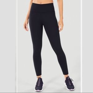 Fabletics Define High-Waisted 7/8 Legging